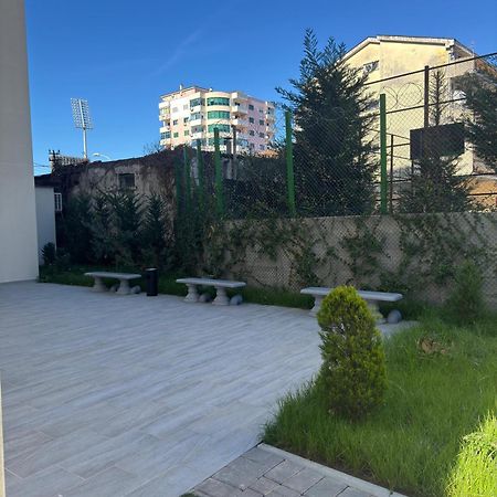 Apartment In City Center Shkoder Exterior photo