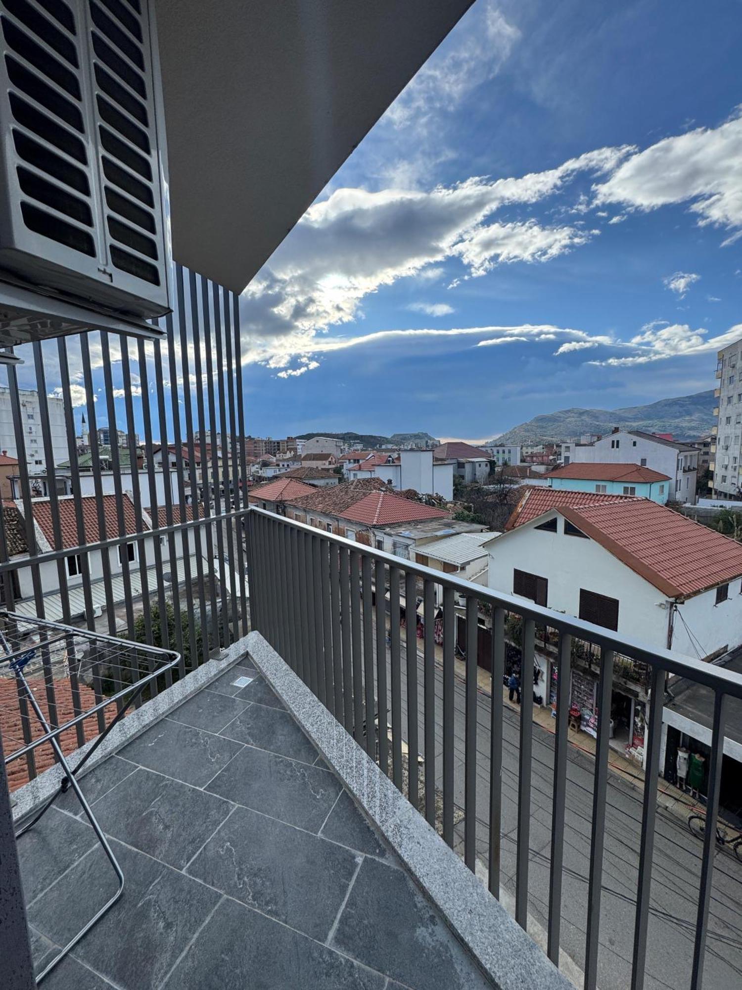 Apartment In City Center Shkoder Exterior photo